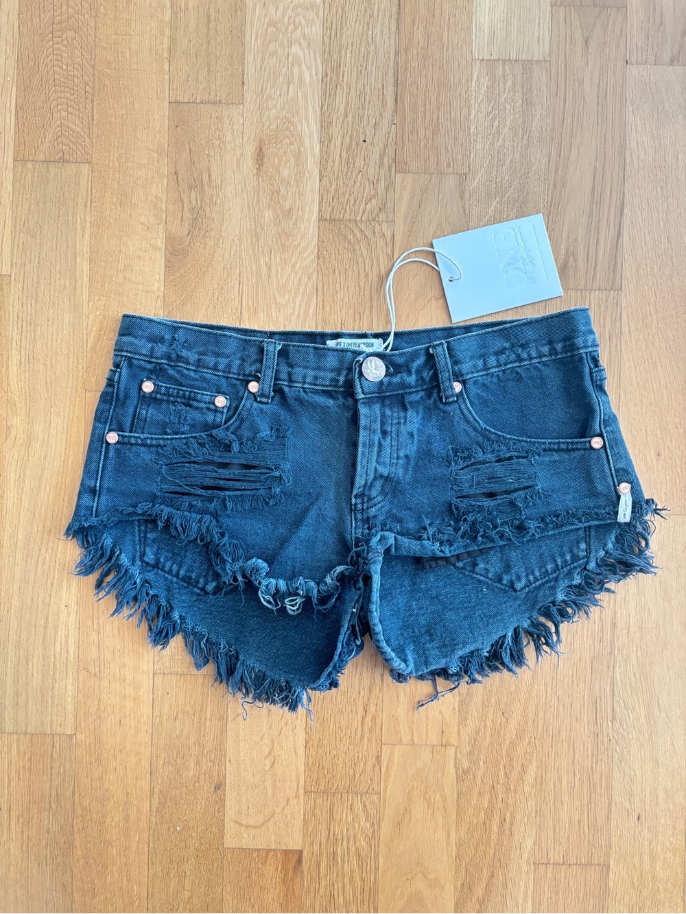 NWT One Teaspoon Bonitas Shorts